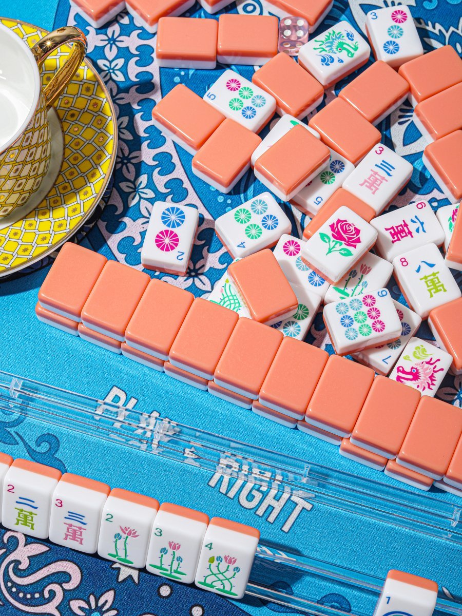 Averill mahjong tile set